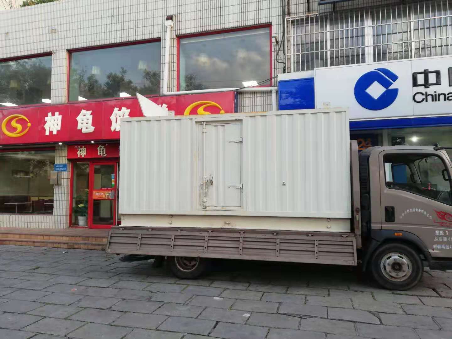 铜仁出租发电机-柴油发电机组错误的启动方式